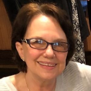 Meet your Posher, Debbie